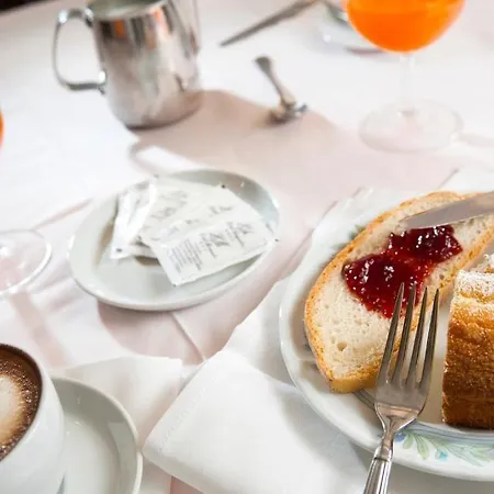 Mocambo 米兰马瑞提那